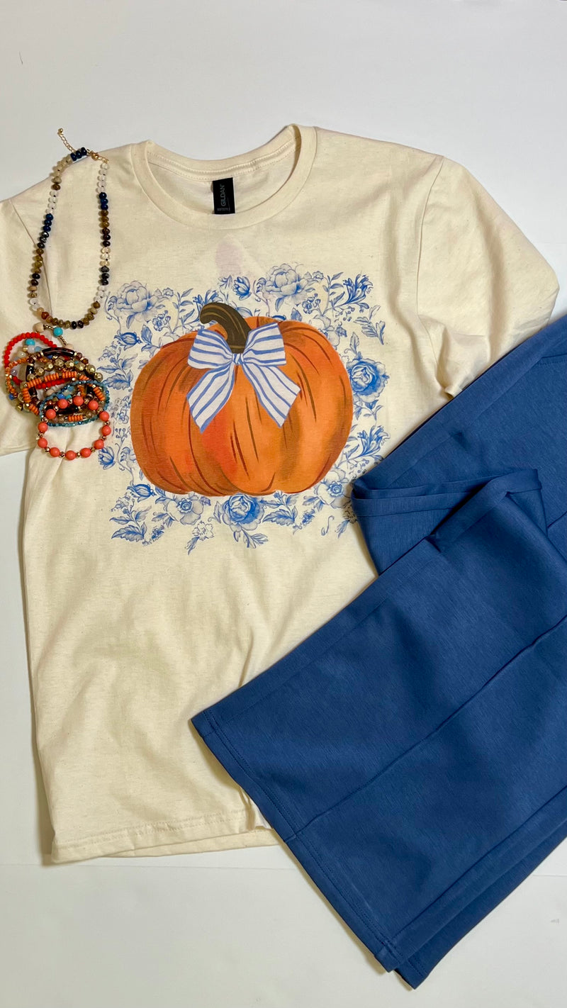 Blue Willow Pumpkin Tee-Graphic Tees-Broken Boutique
