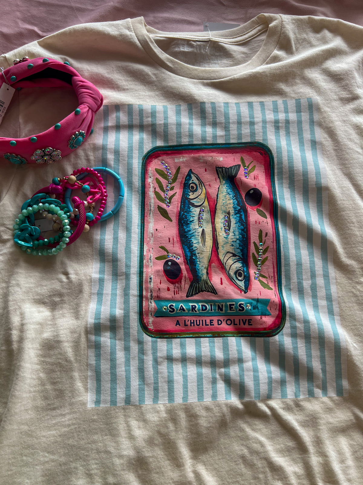 060925 Southern Sardine tee-top-Broken Boutique-Palestine-TX